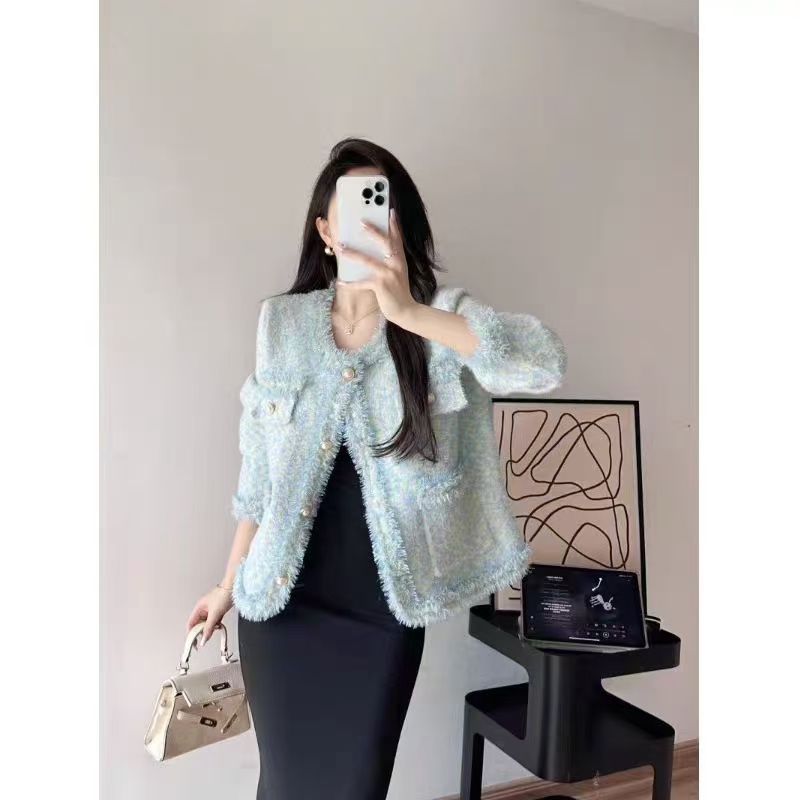 水蓝  法式轻奢圆领秋冬防水貂绒外套女 保暖百搭上衣