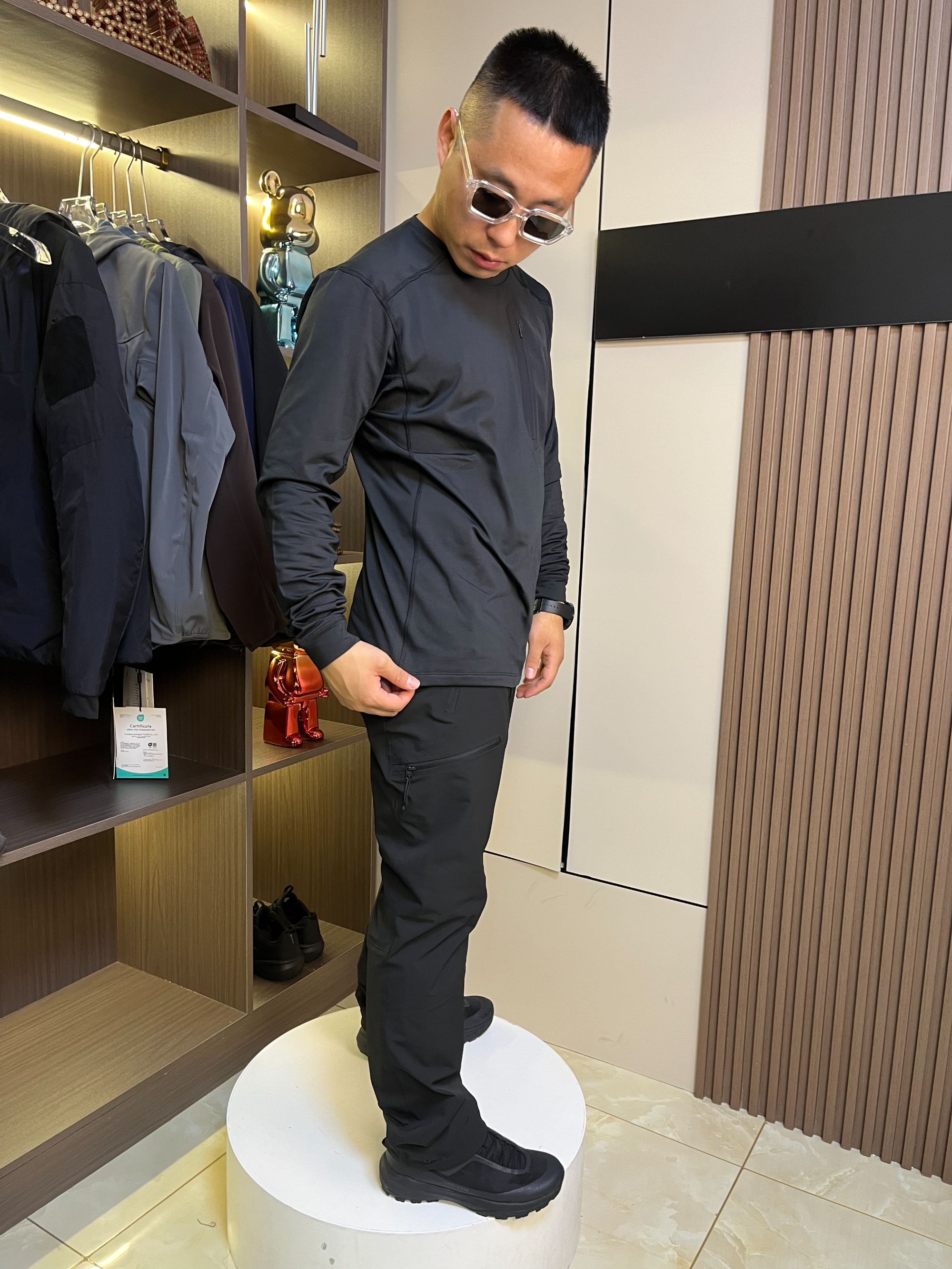 新款春秋冬季男子运动舒适保暖加绒户外立体剪裁打底衫T桖