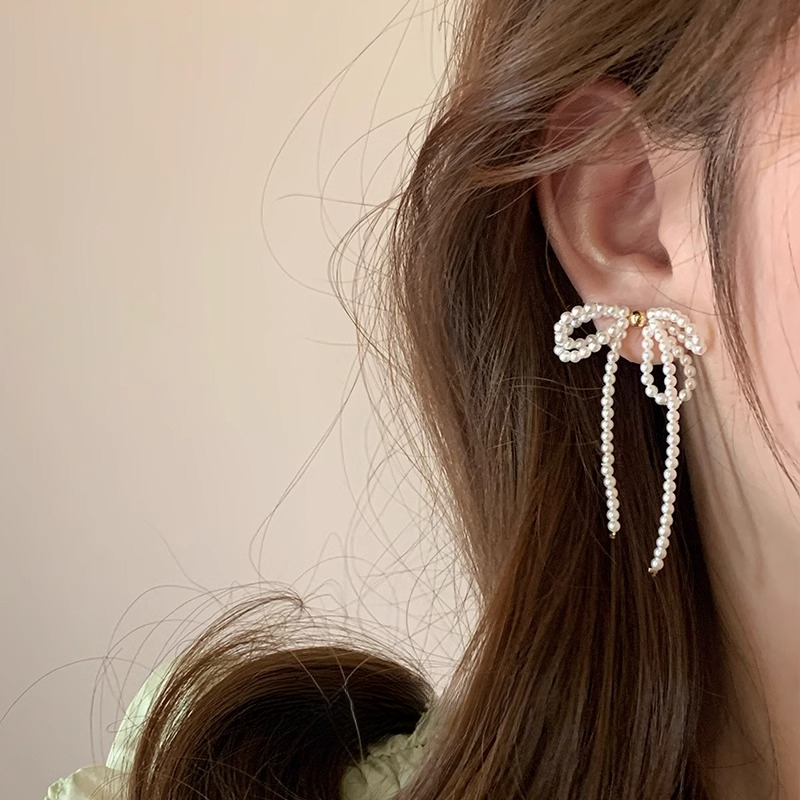 铜合金耳饰 蝴蝶结仿珍珠耳钉流苏耳环轻奢高级感方圆脸显瘦耳饰 
