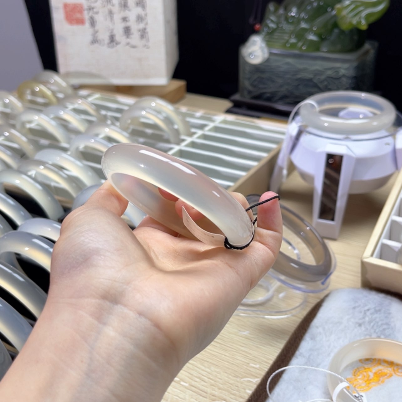 【闪购商品】玛瑙/玉髓手镯未镶嵌安**！