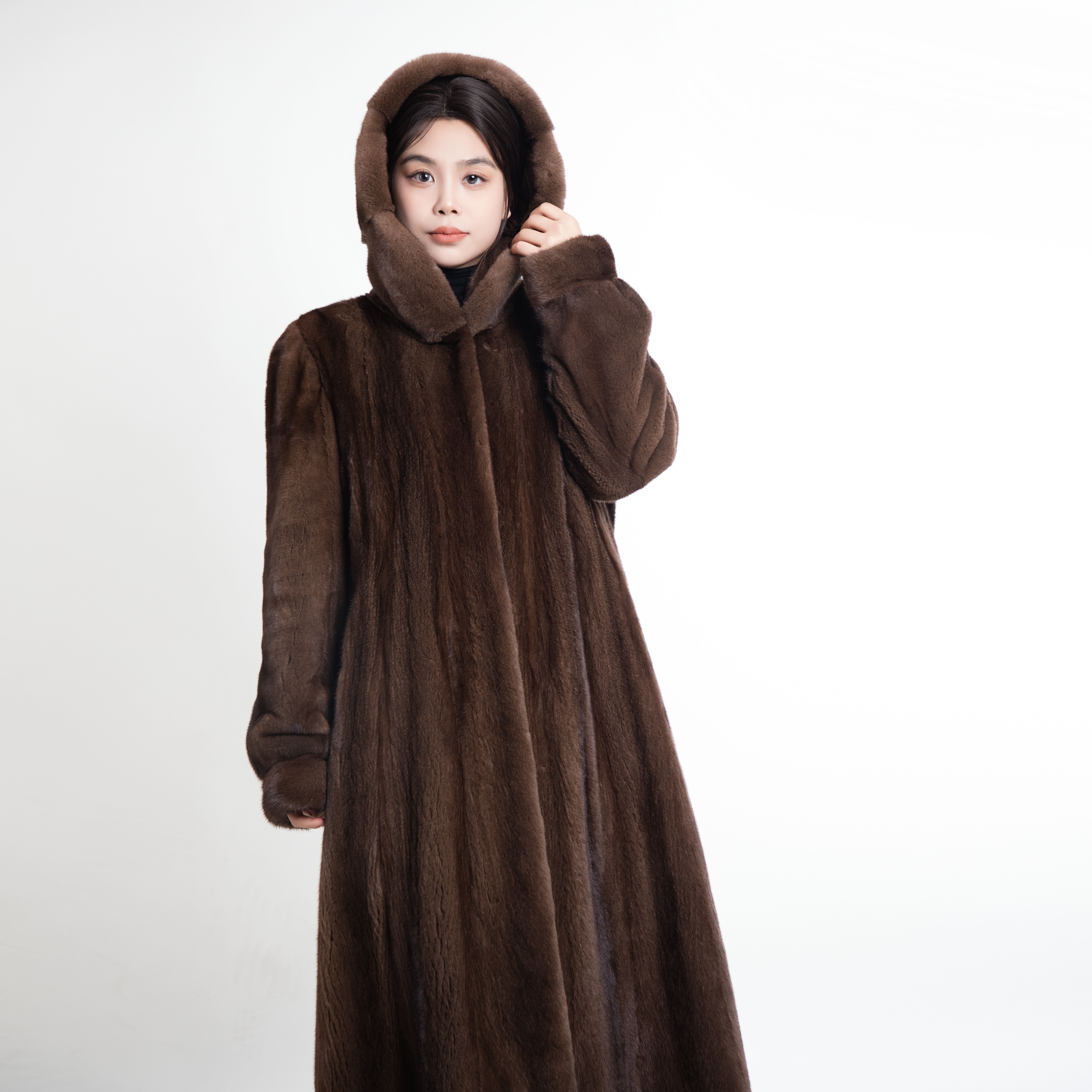 BY鲍艺 整貂母皮全抽连帽长款大衣加厚宽松水貂大衣时尚