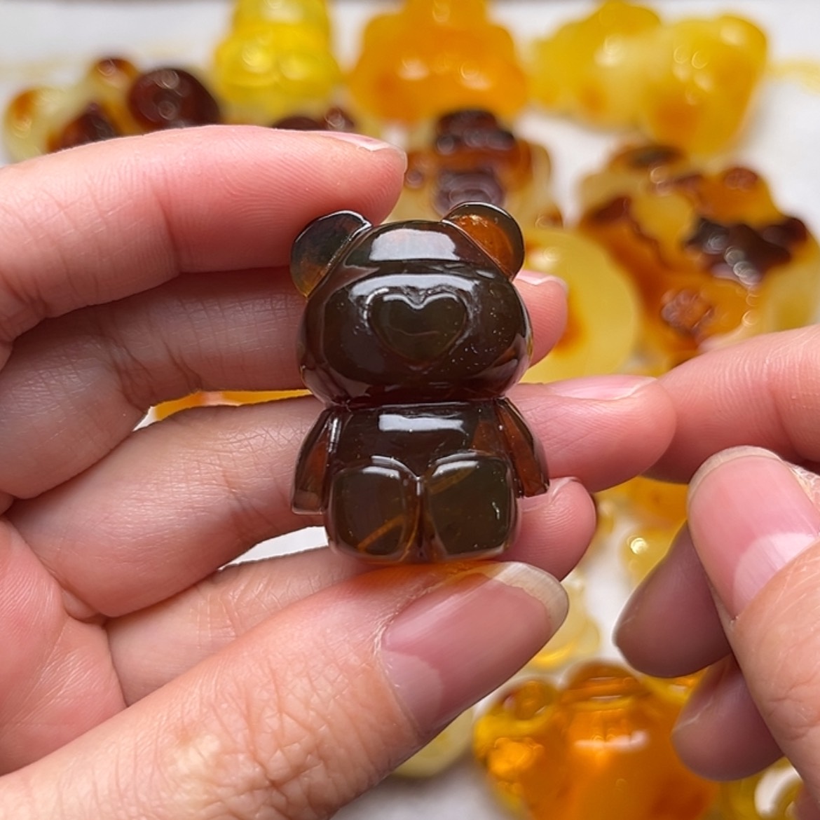 【闪购商品】琥珀颈饰未镶嵌