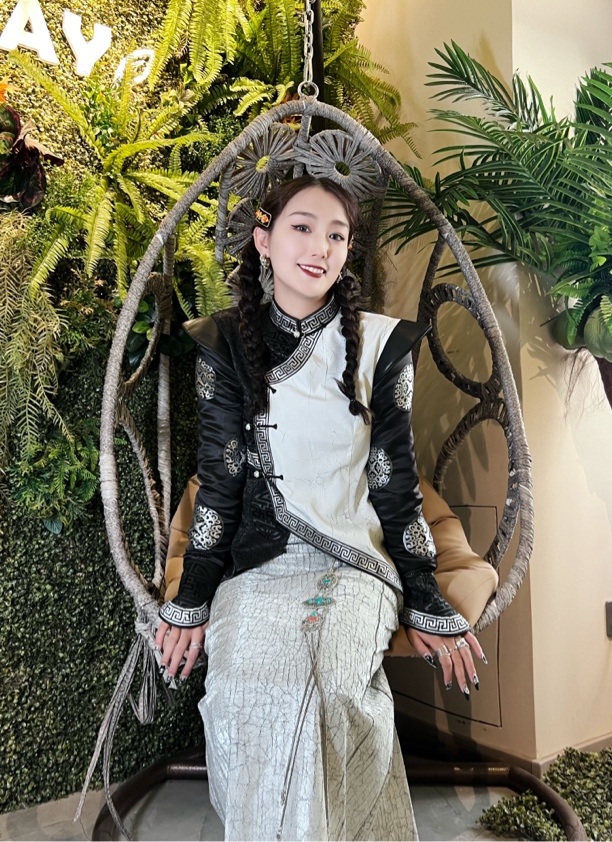 小众设计师款蒙古服饰女士上衣 原创设计