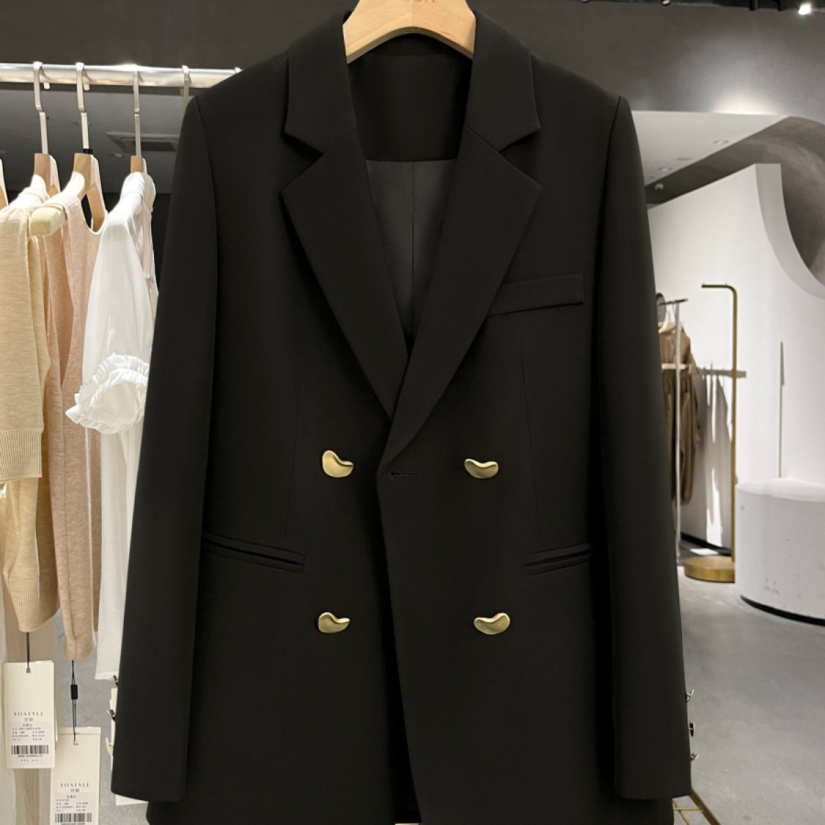 2025新款大码女装显瘦西装外套mm胖女士赫本风网红潮流小西服减龄