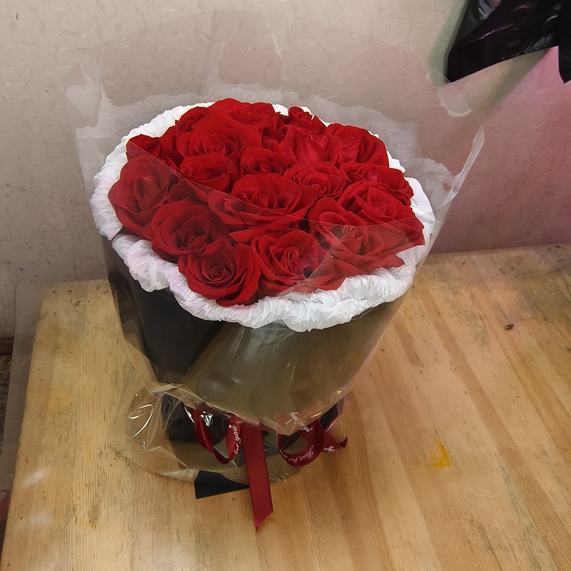 19只红玫瑰小花束沈阳市内包邮