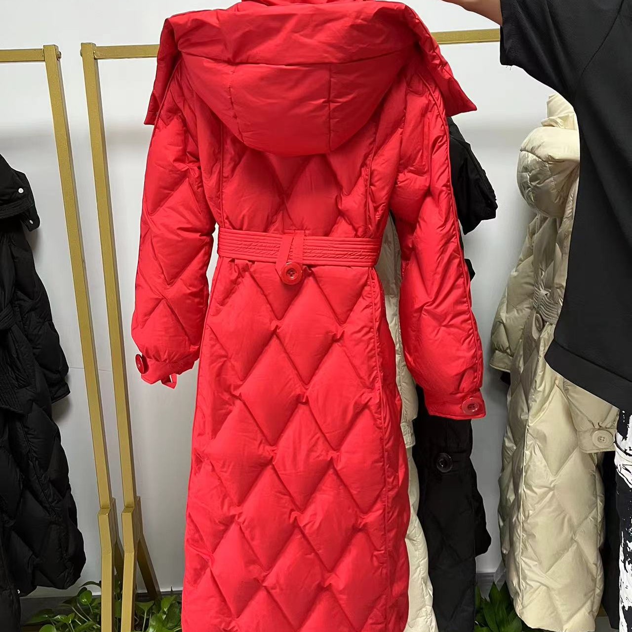 小丽推荐新款百搭修身显瘦气质款加厚冬季长款鹅绒服