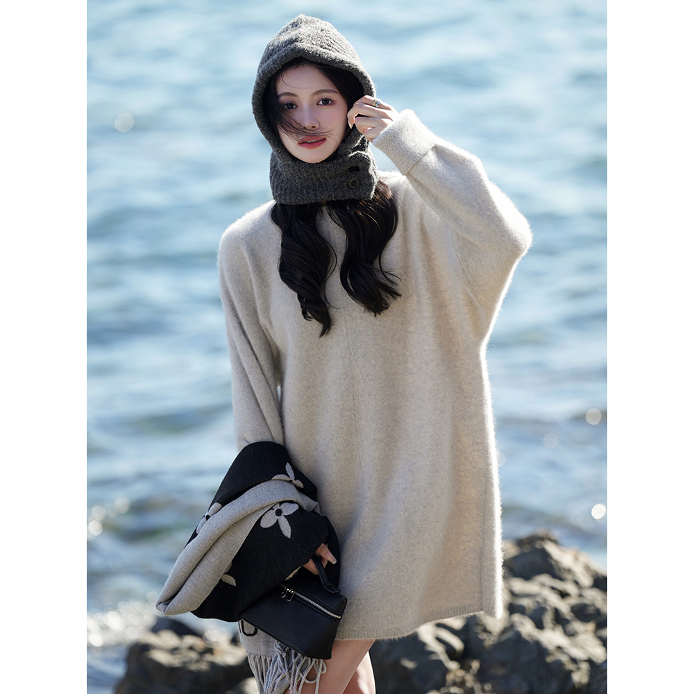 梅子熟了经典圆领狐狸绒绵羊毛中长廓形羊毛裙百搭不挑人中长裙女