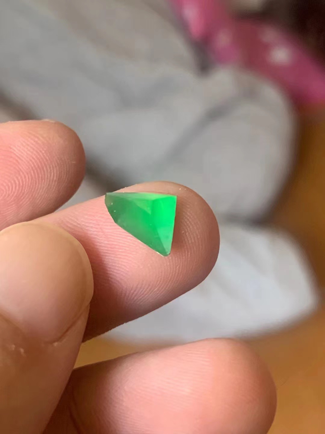 缅料翡翠切割戒面