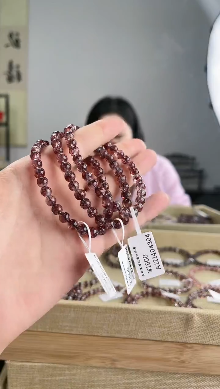 【闪购商品】水晶手串未镶嵌满矿黑樱花单圈 多样性发一 1600