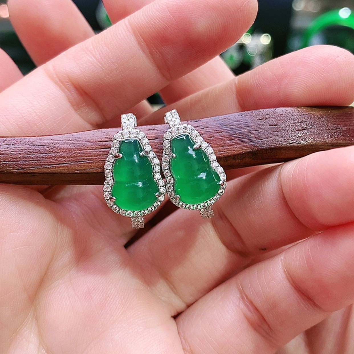 【闪购商品】玛瑙/玉髓耳环银S925镶嵌