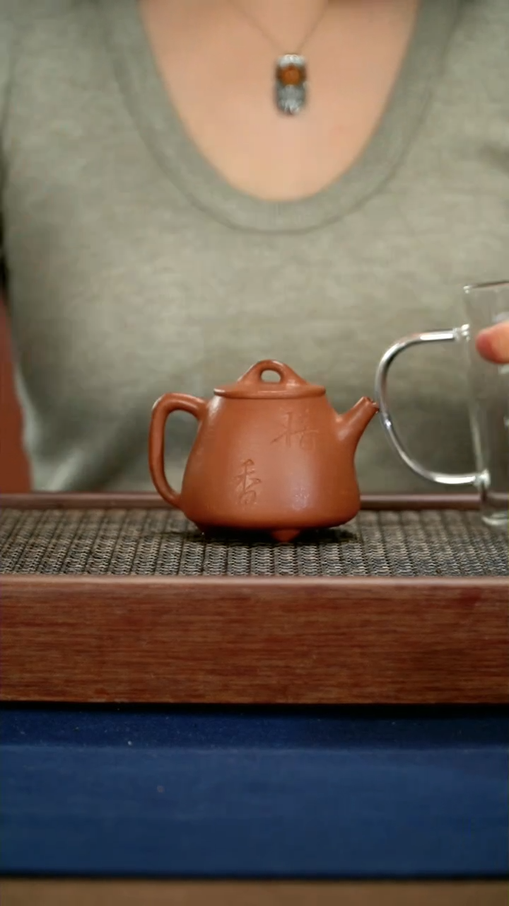 【闪购商品】紫砂茶壶红降坡墨梅刻绘高石瓢 150cc