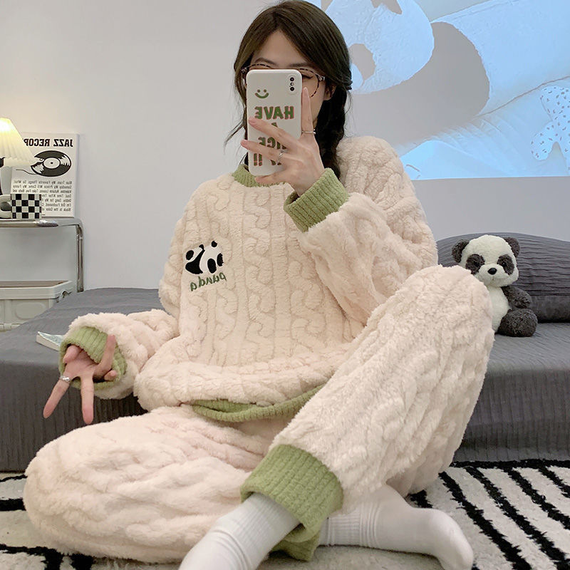 加厚法兰绒睡衣女冬季大码200斤胖妹加绒保暖卡通可爱家居服套装