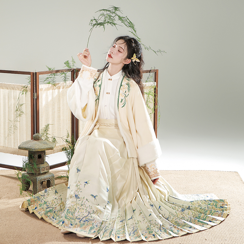 【松山听雪单品】汉尚华莲披袄秋冬汉服女重工刺绣上袄织金马面裙