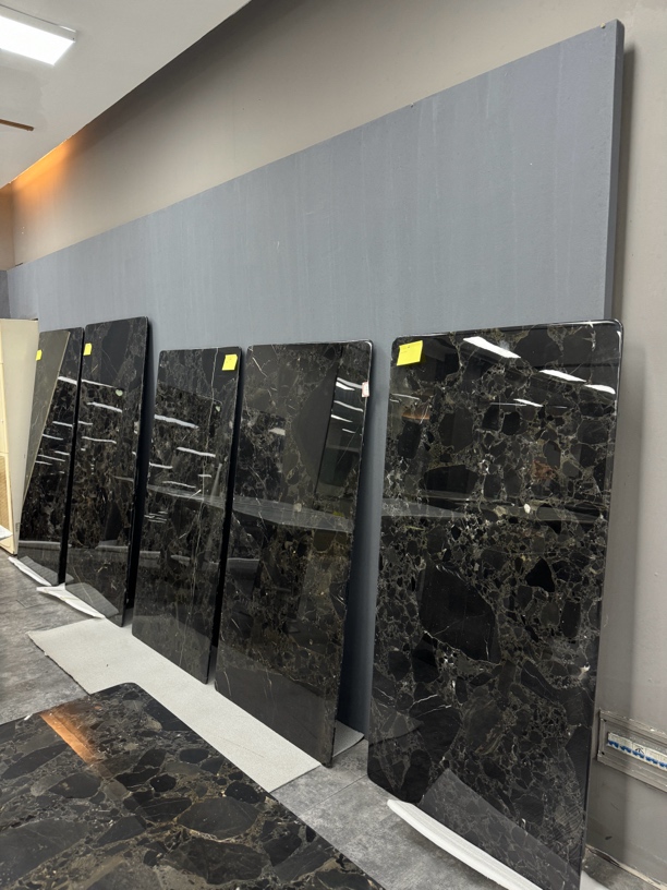 明森奢石宝格丽金奢石轻奢新中式客厅简约高档家用餐边柜桌椅餐椅