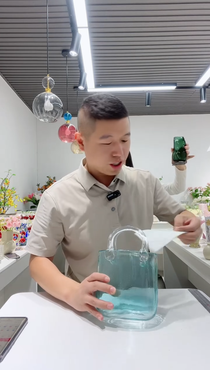 【闪购商品】气泡包小号蓝色