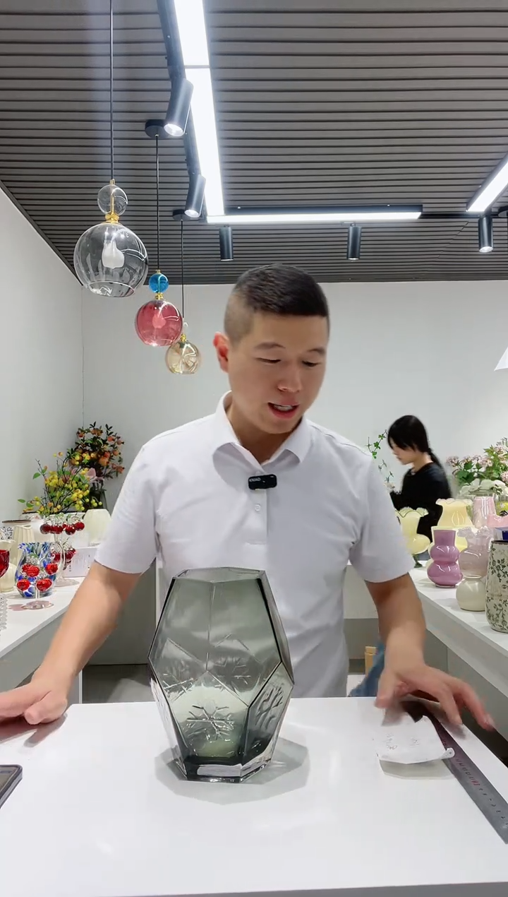 【闪购商品】几何雪花烟灰