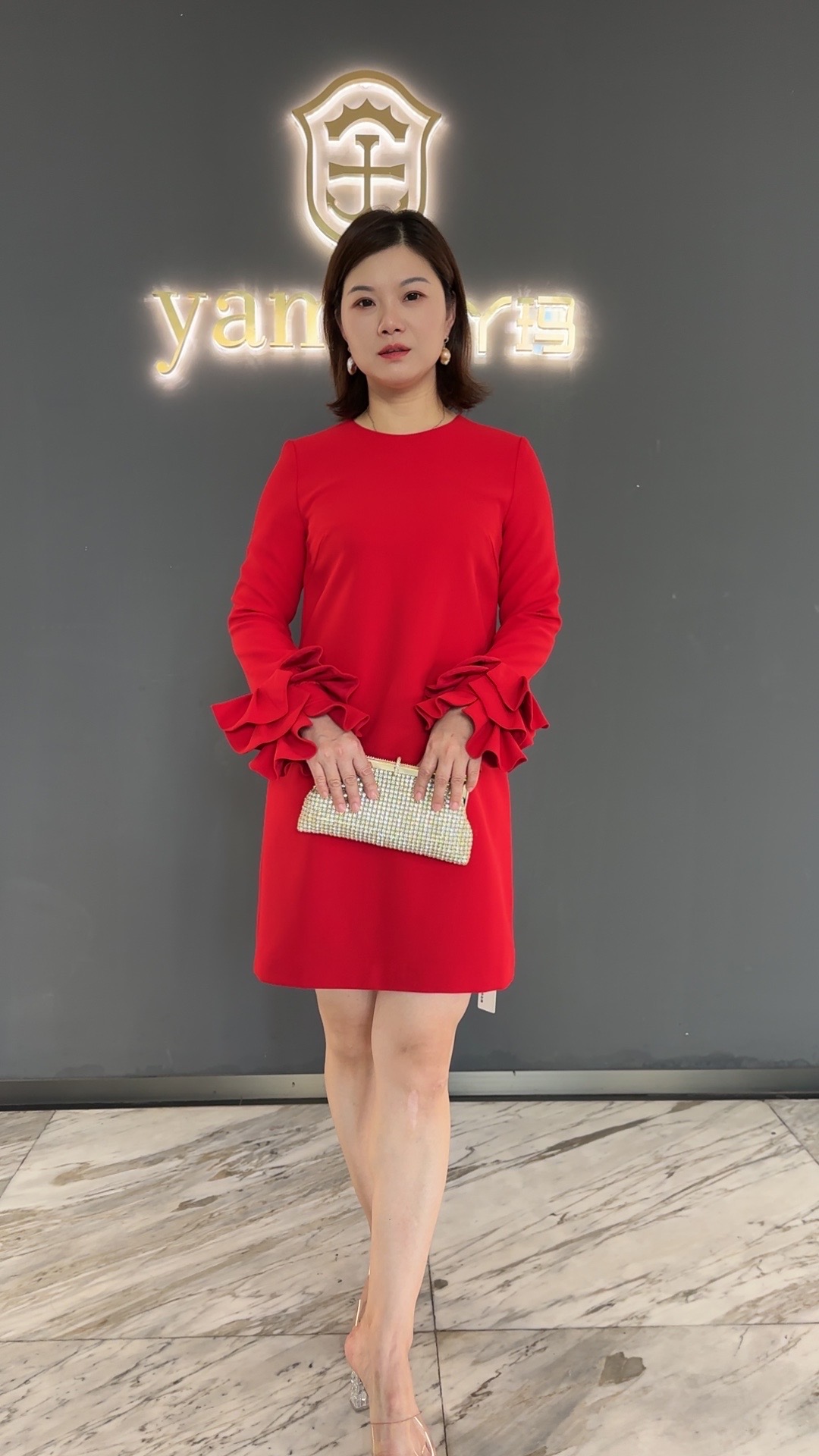 v612341入秋长袖立体花朵长袖秋季连衣裙女士新款轻奢高级感