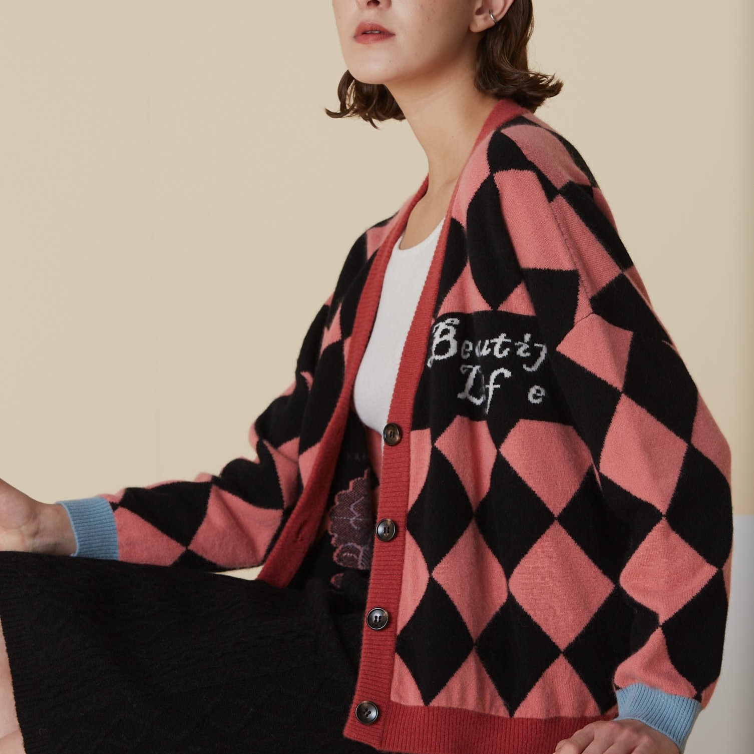 秋冬厚款牦牛绒上衣V领提花针织开衫格子毛衣外套32240