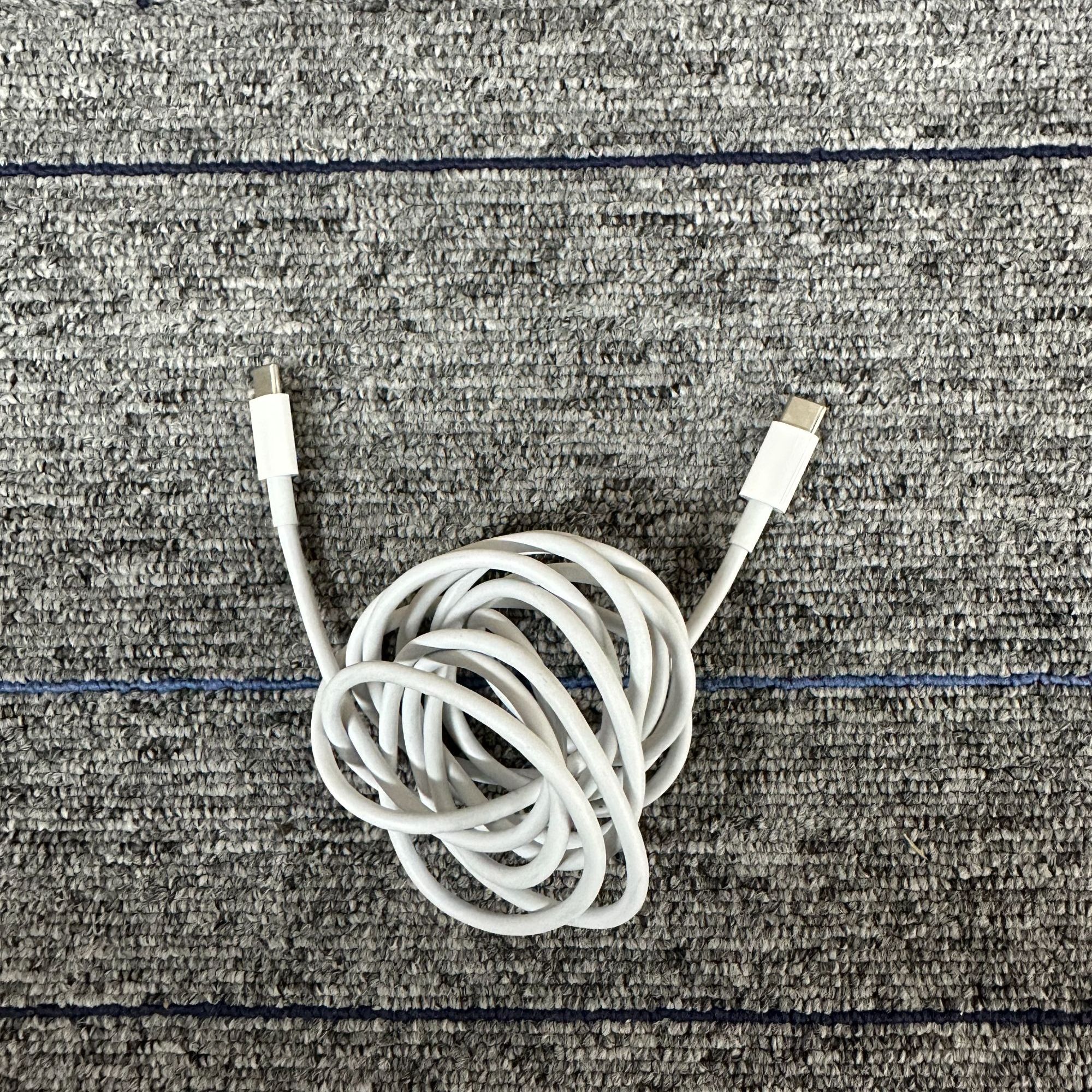 95新 Apple/苹果 原装数据线C-C充电线手机电脑通用 二手非全新