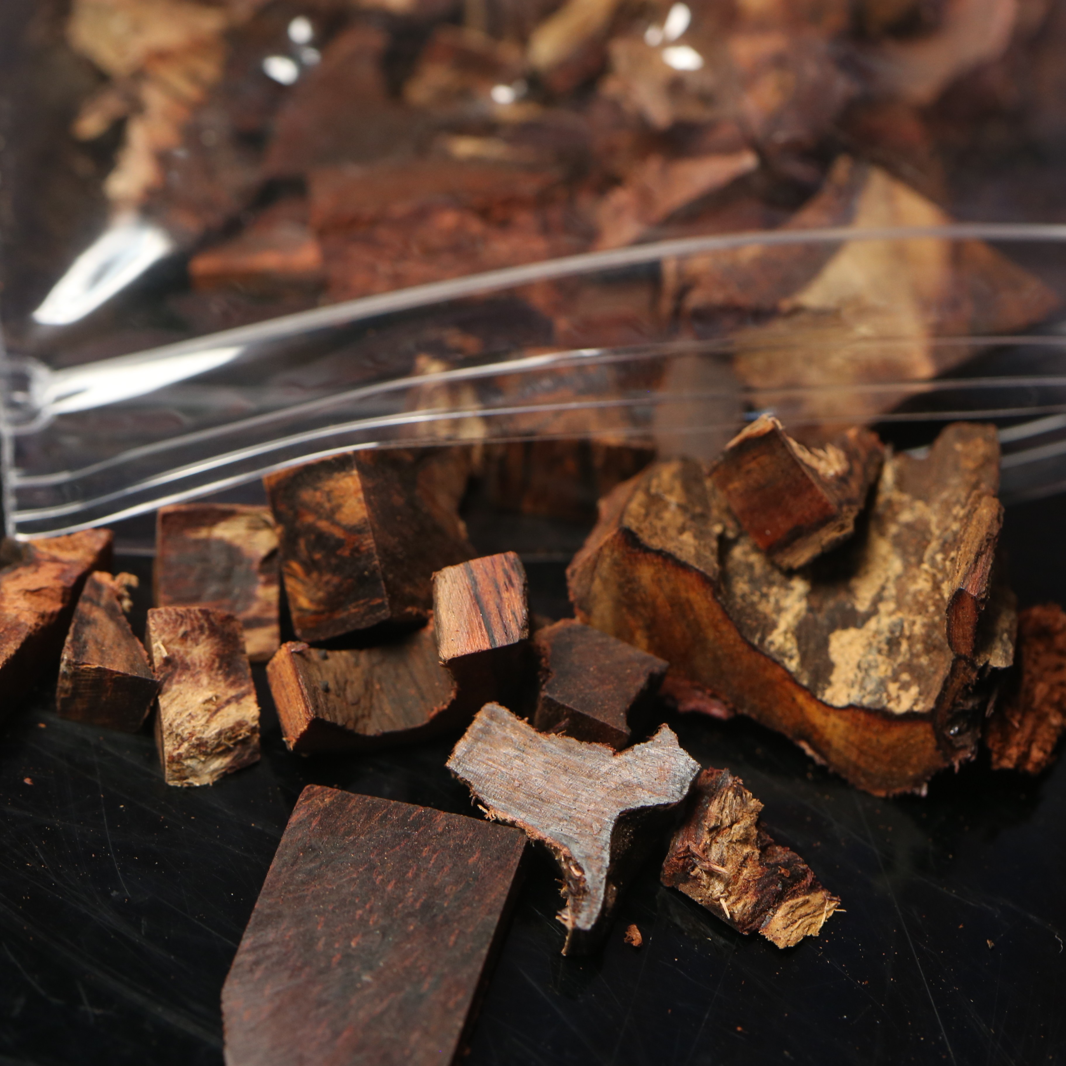 熏香炉小料海南红降花梨公木本降真香迦南香料50克100克装随机发