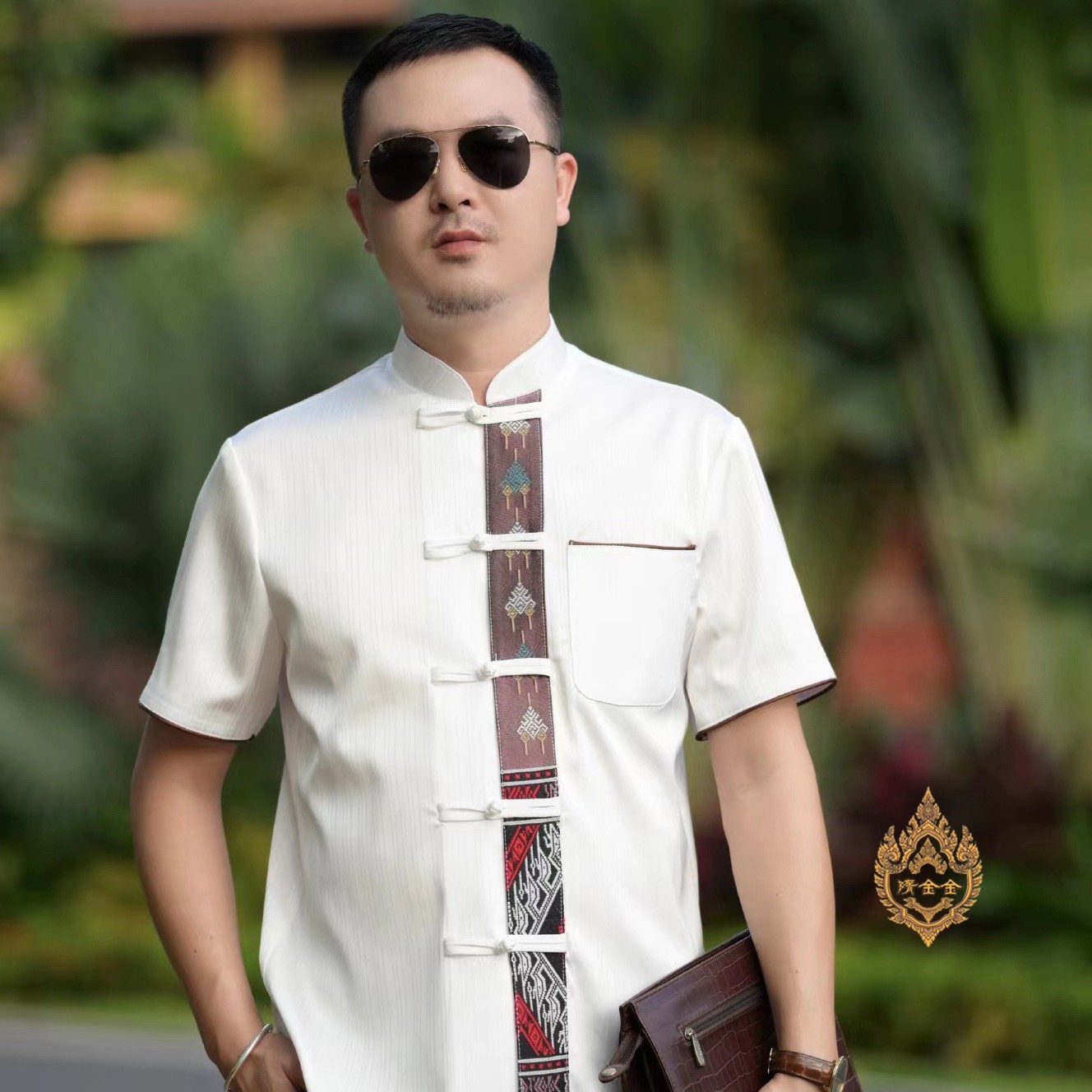 隋金金西双版纳傣族男式中老年青年薄款短袖衬衫中式立领夏季服装