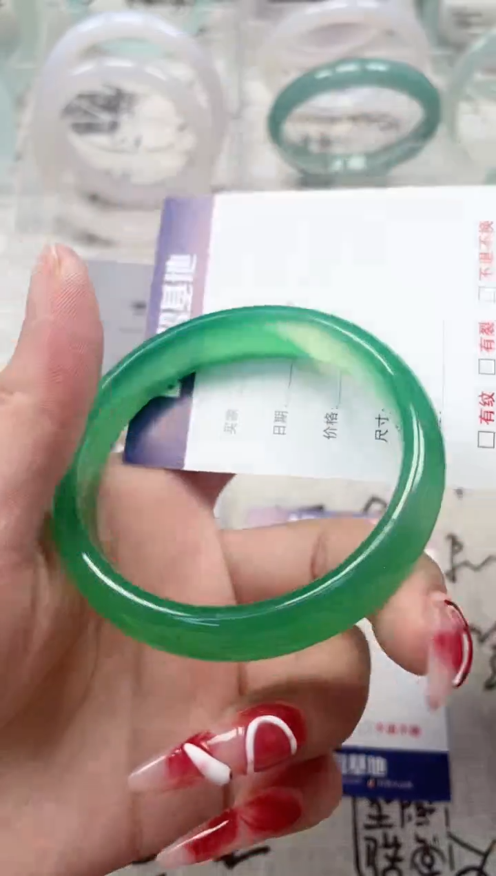 【闪购商品】石英质玉手镯未镶嵌106-56