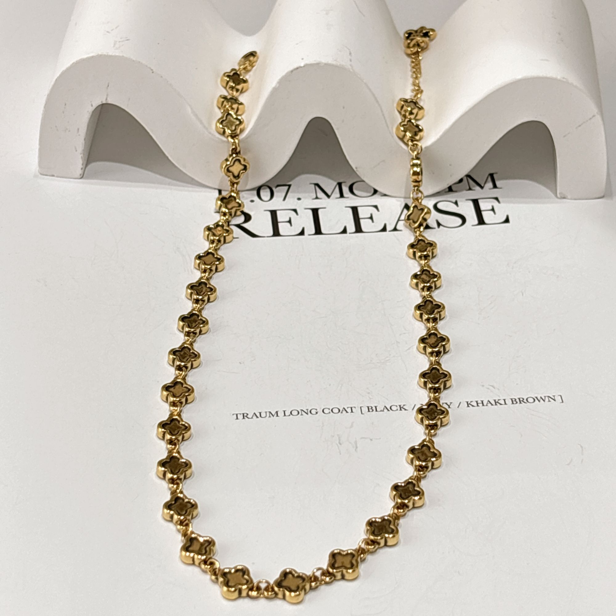 金潮坊珠宝  手工时尚复古重工黑色电黑足金999个性四叶草项链