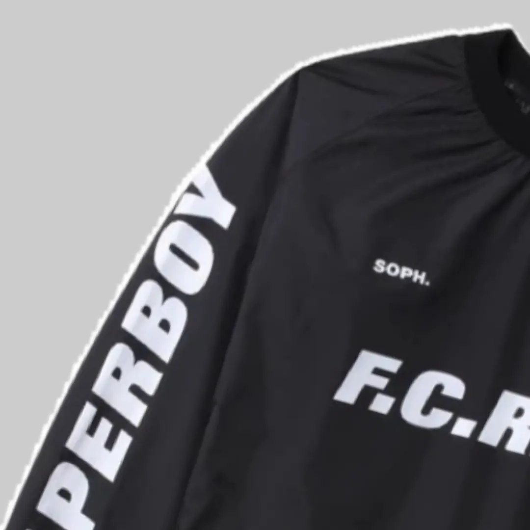 日系 复古足球FCR尼龙防水速干圆领套头卫衣