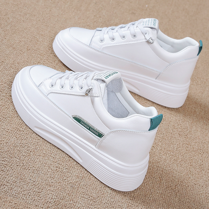 内增高小白鞋女2025新款超火爆款休闲板鞋松糕厚底百搭运动鞋春秋