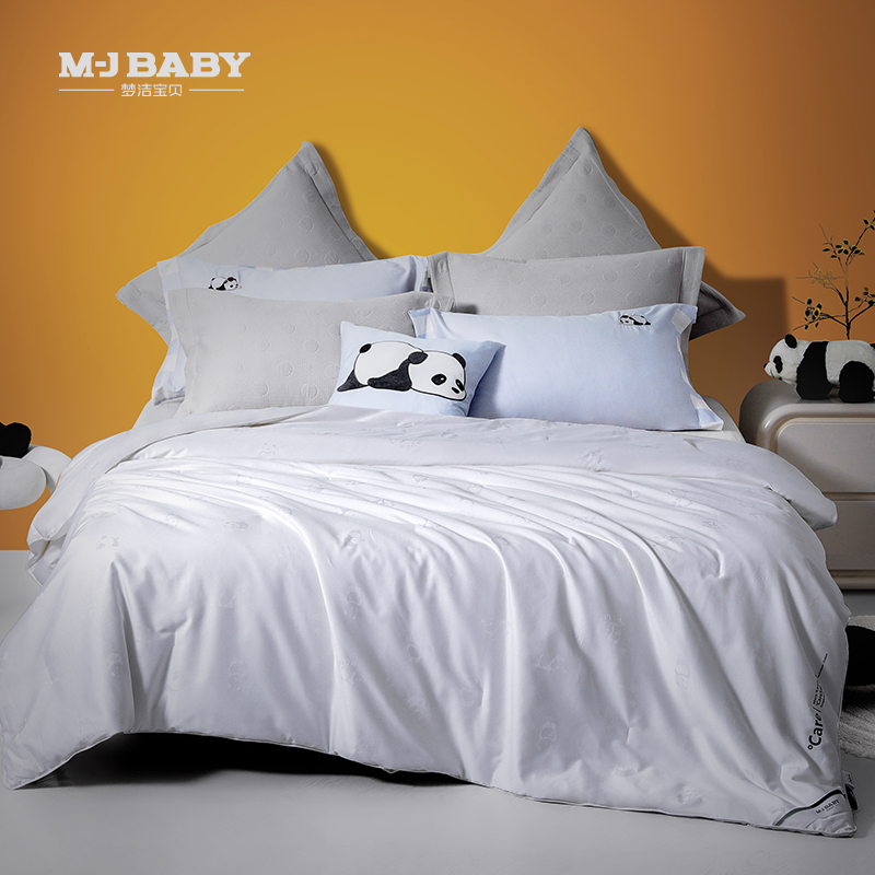 梦洁宝贝纯棉提花纯桑蚕丝四季被：熊抱平安