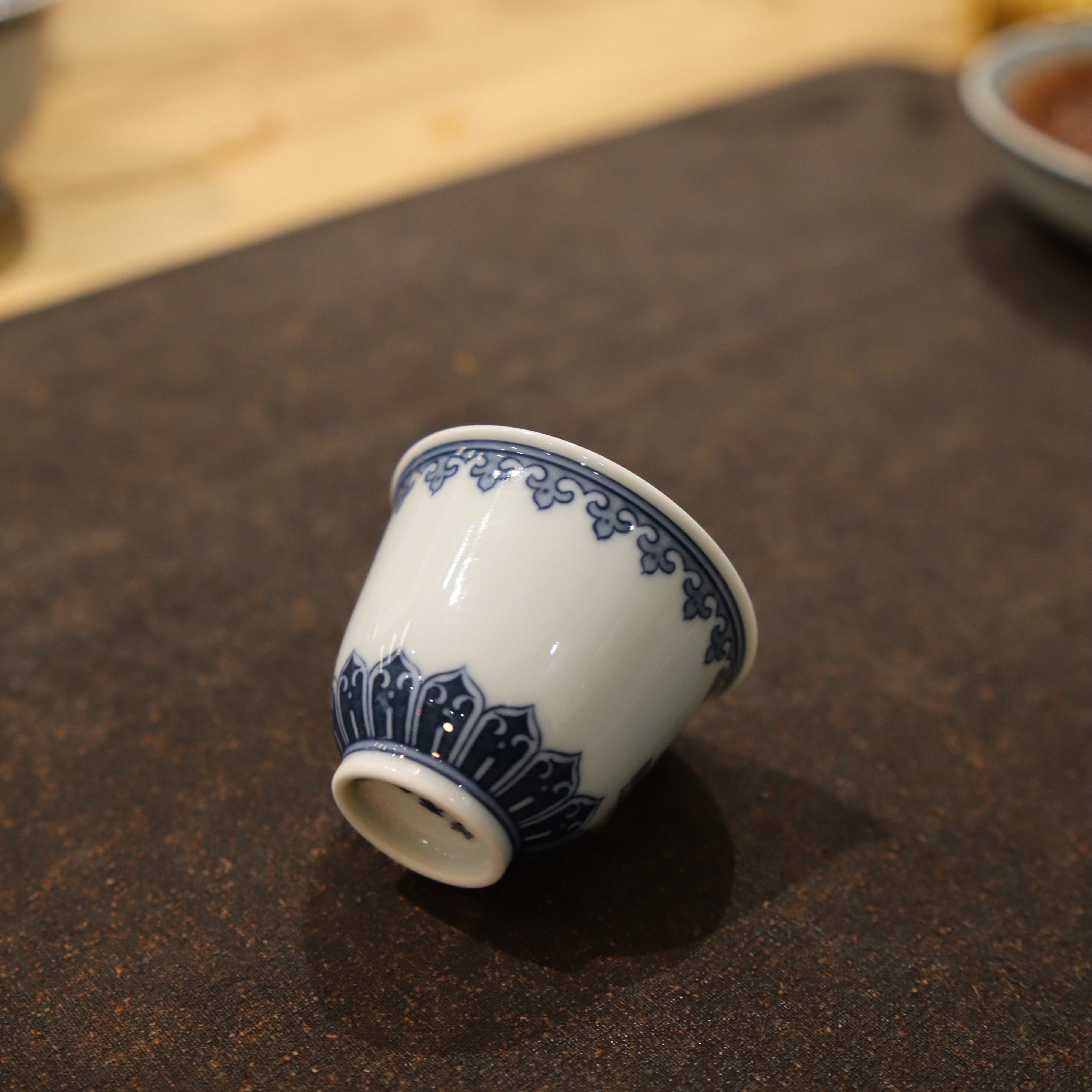 钟家窑柴窑青花边角陶瓷缠枝纯手工如意铃铛杯手绘岩茶杯主人杯