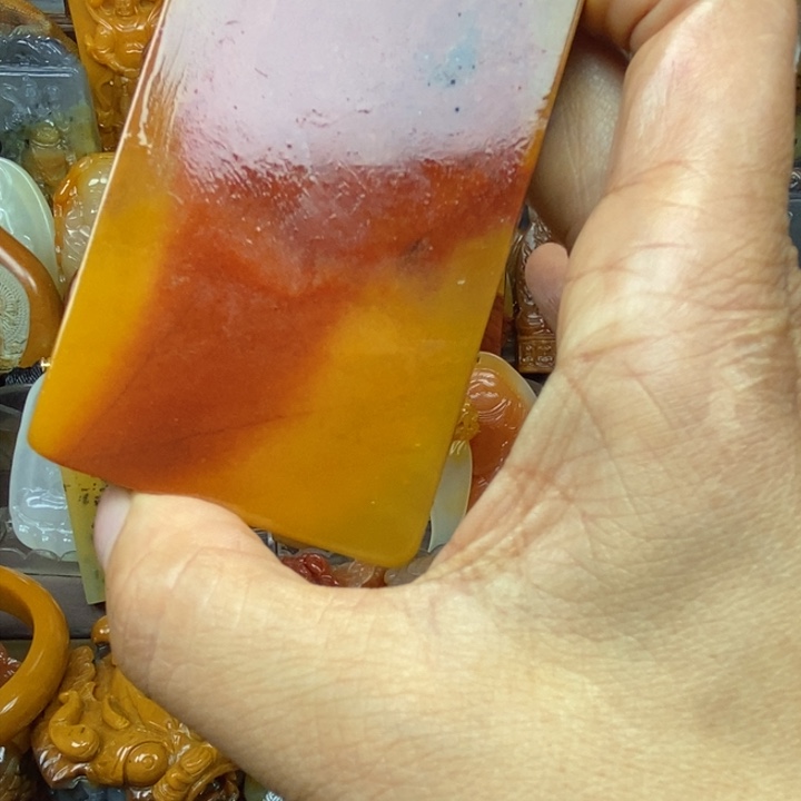 【闪购商品】石英质玉（黄龙玉）颈饰未镶嵌