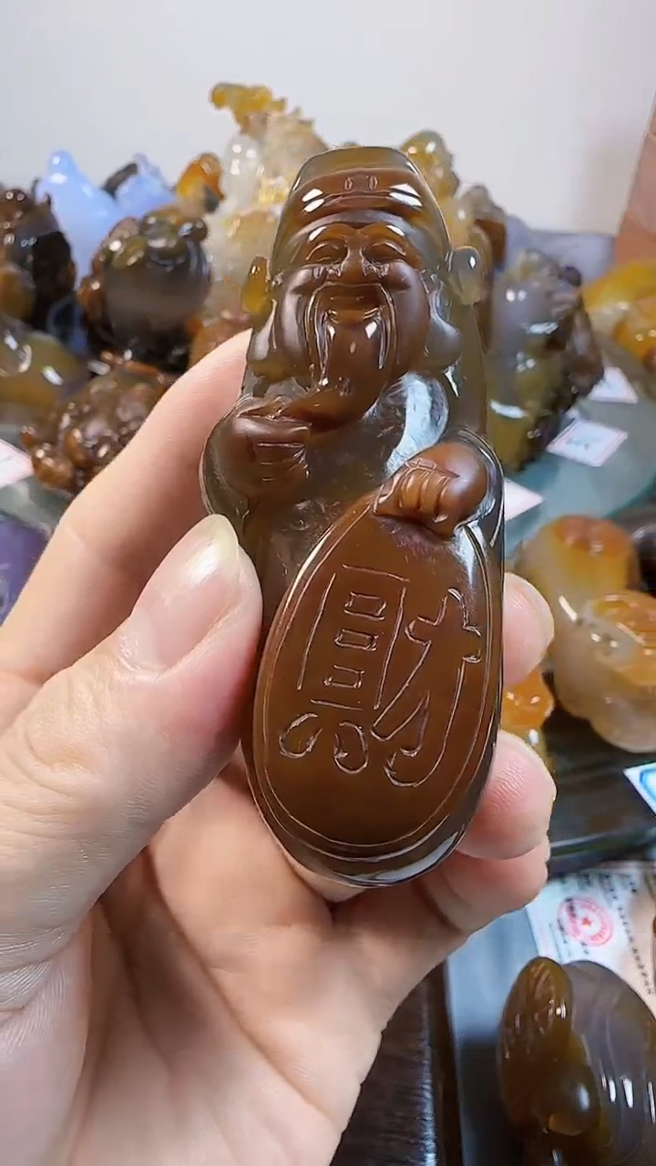 【闪购商品】玛瑙/玉髓手把件未镶嵌财神