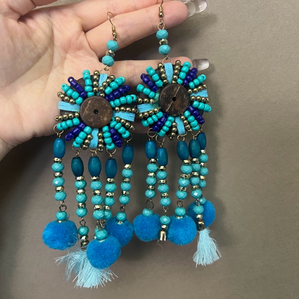 铜合金合成锆石耳饰 湖蓝色民族风扫肩