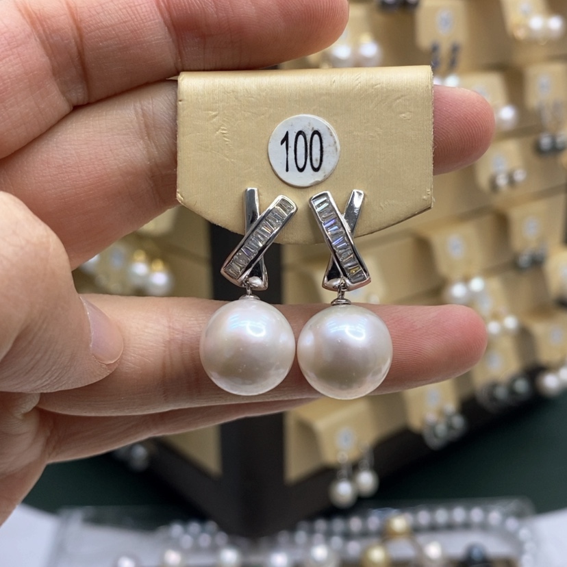 【闪购商品】淡水珍珠耳饰银S925镶嵌无*物