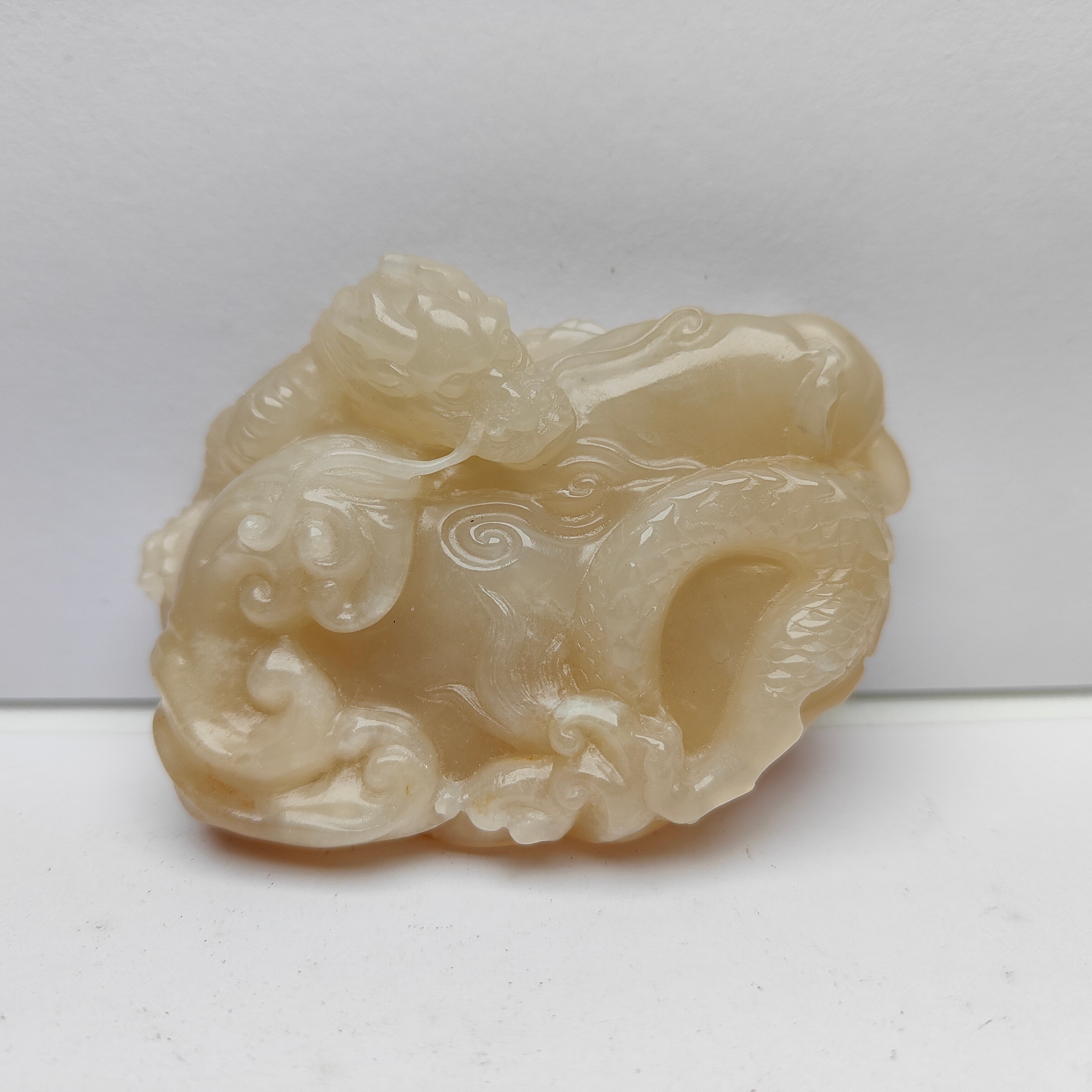 昌化石白田黄手工雕刻古兽手玩