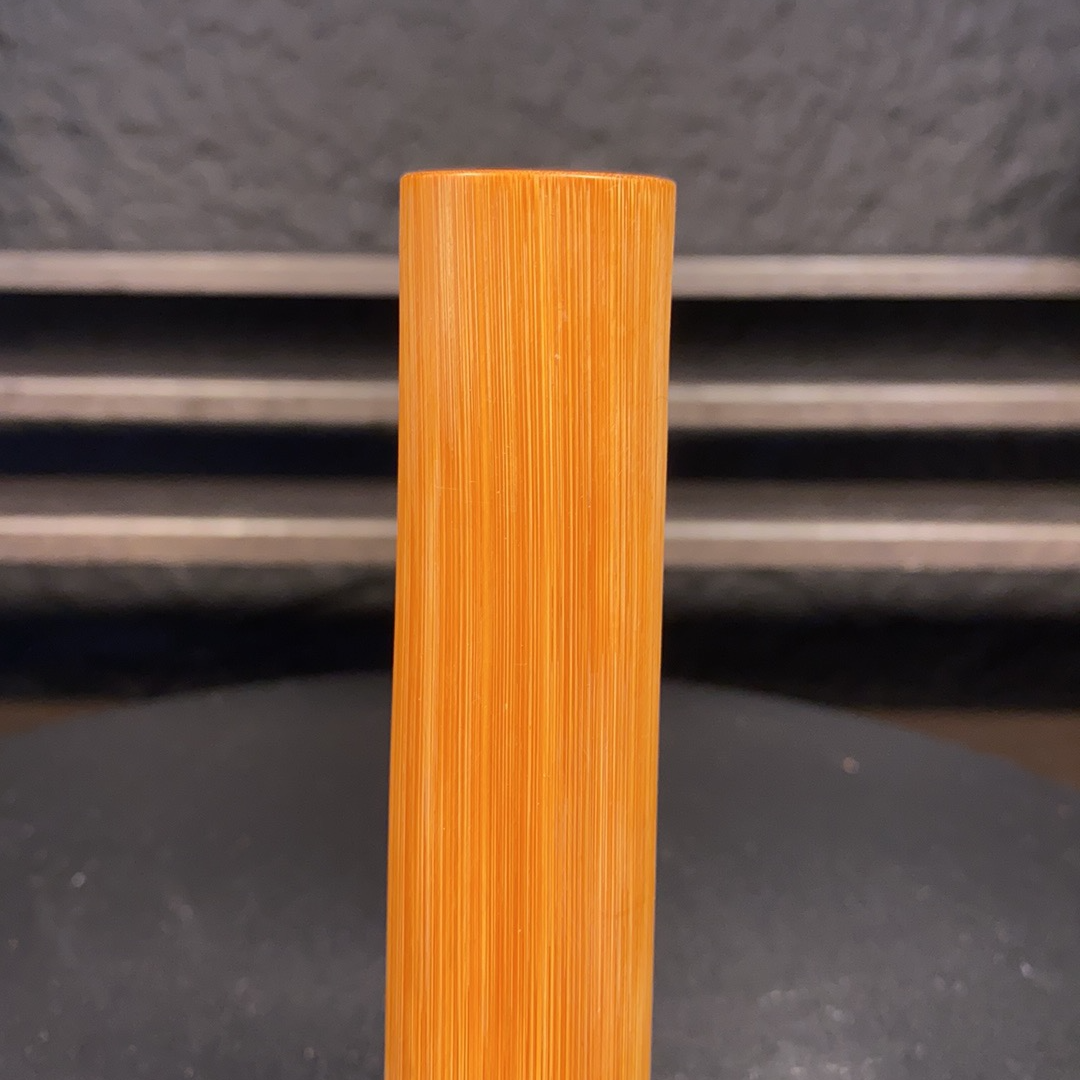 实心竹雕刻手把件