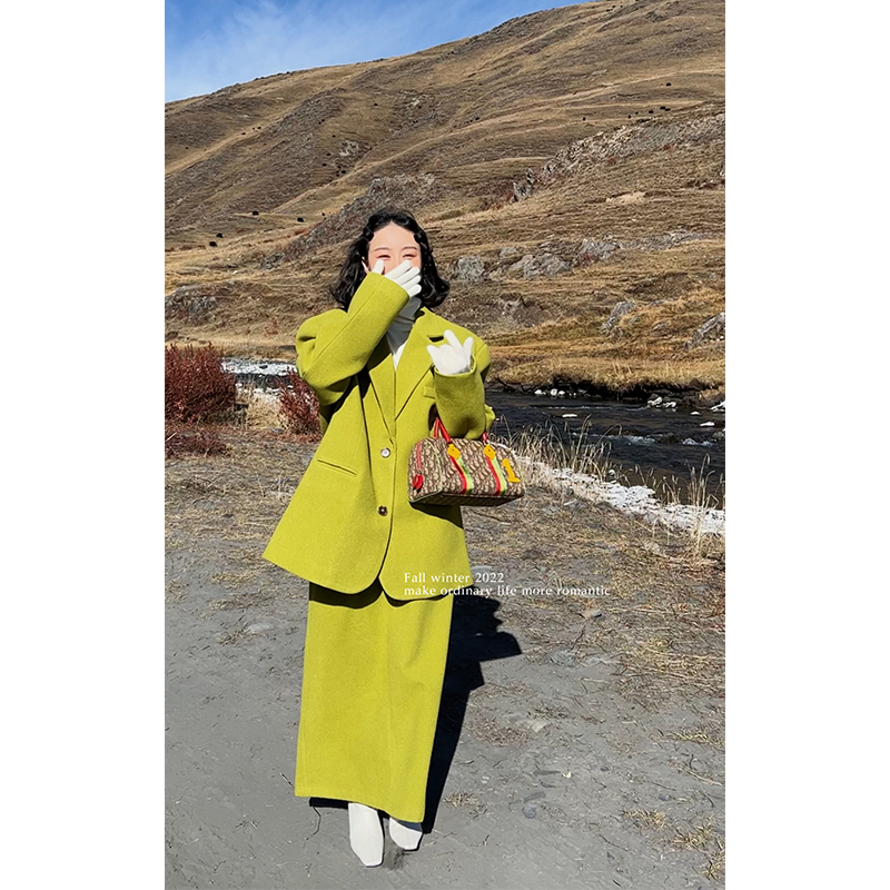 【粉丝专享】时尚呢子大衣外套+高腰半身裙女冬季毛呢套装   220357