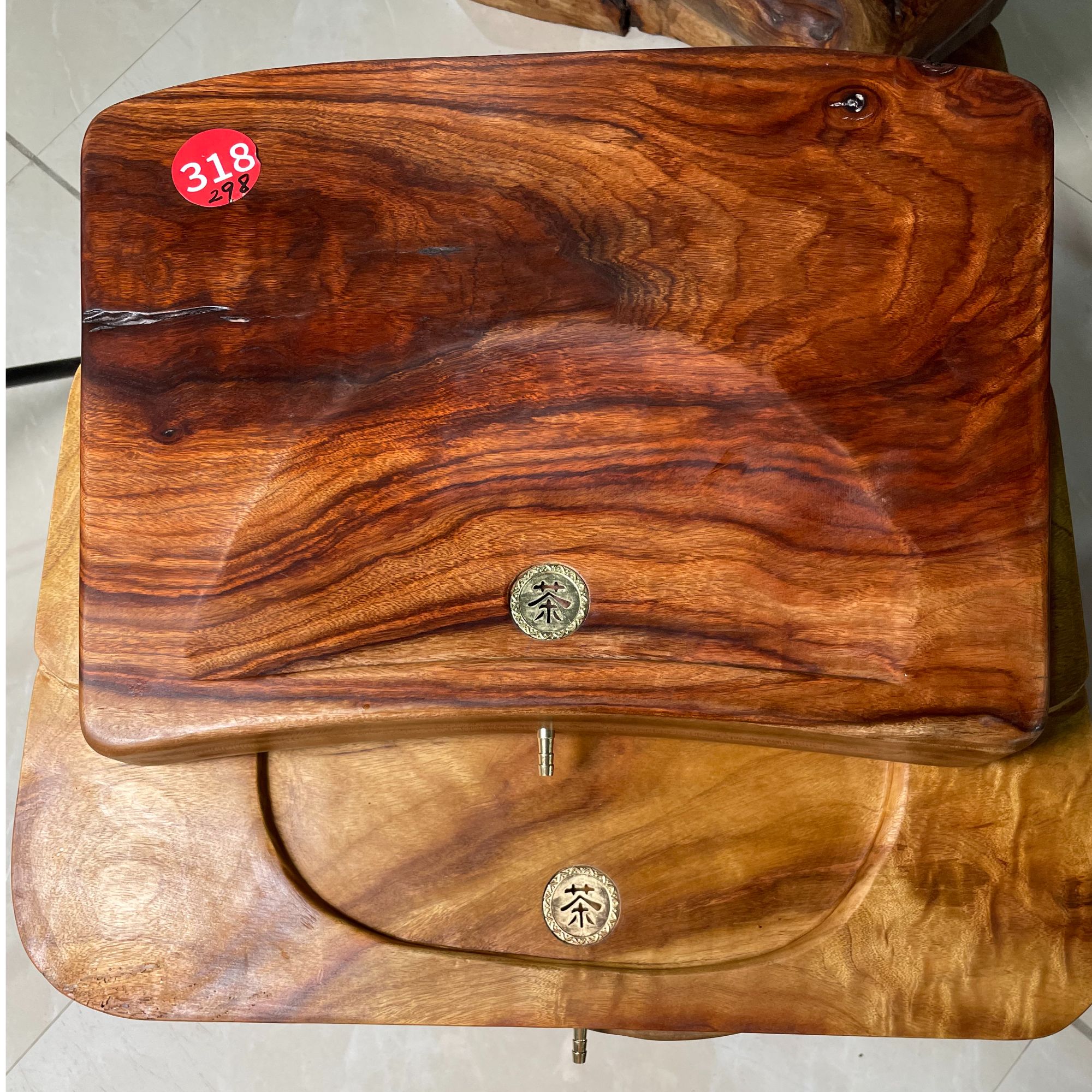 香樟木根雕工厂直销无拼接体式原木湿泡台