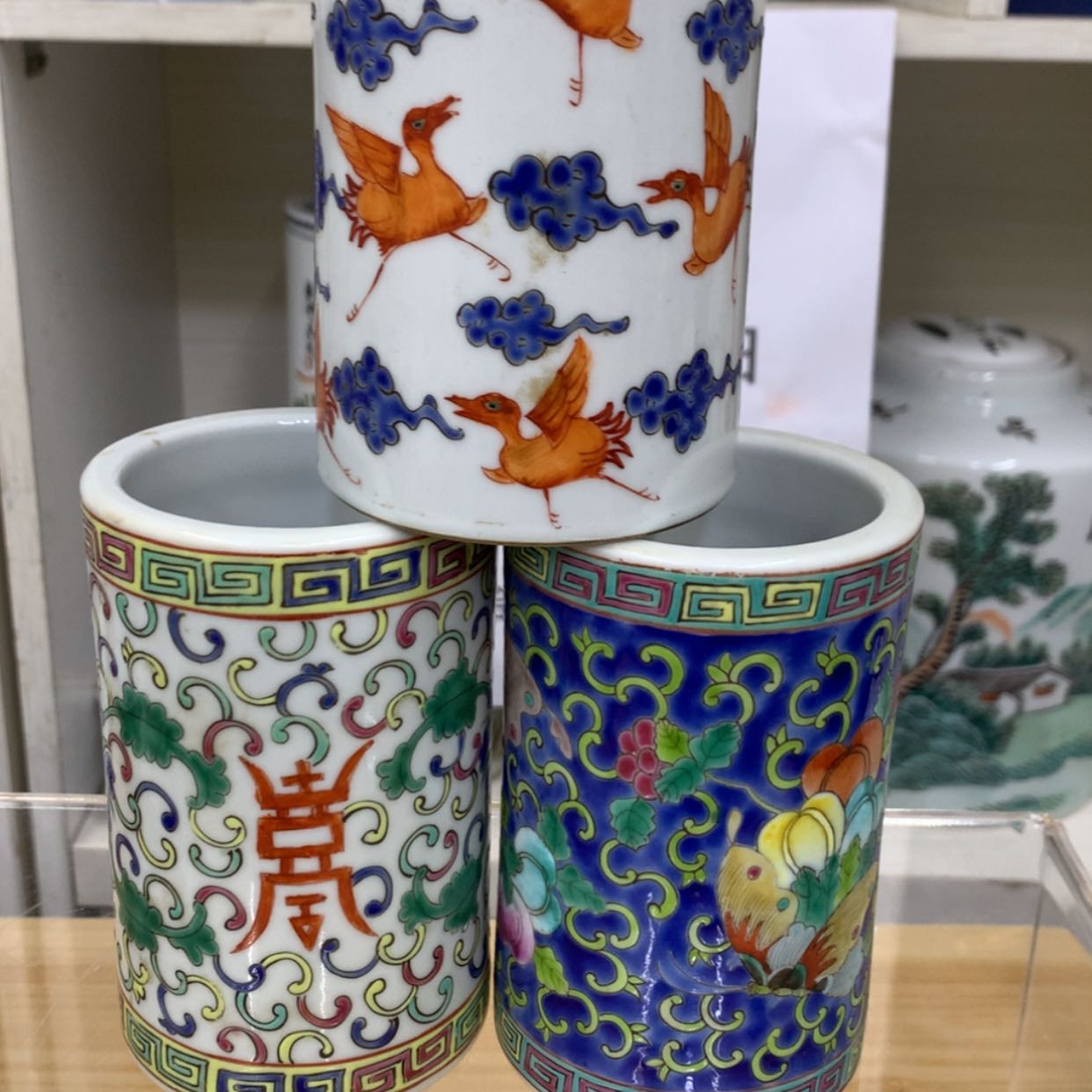 【闪购商品】陶瓷摆件尘*