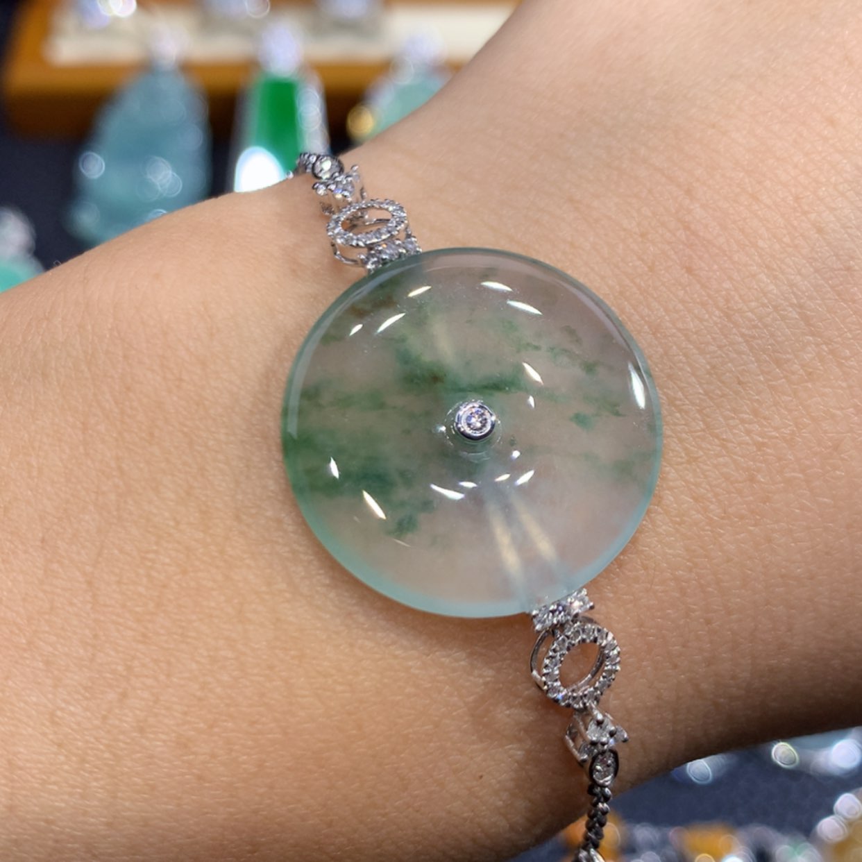 【闪购商品】翡翠手链18K金镶嵌