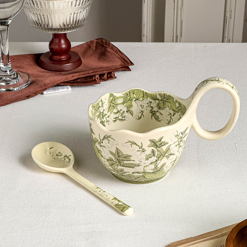 《华典》幸福铃兰—450ml曲把杯复古家用创意陶瓷网红珠光磨砂釉