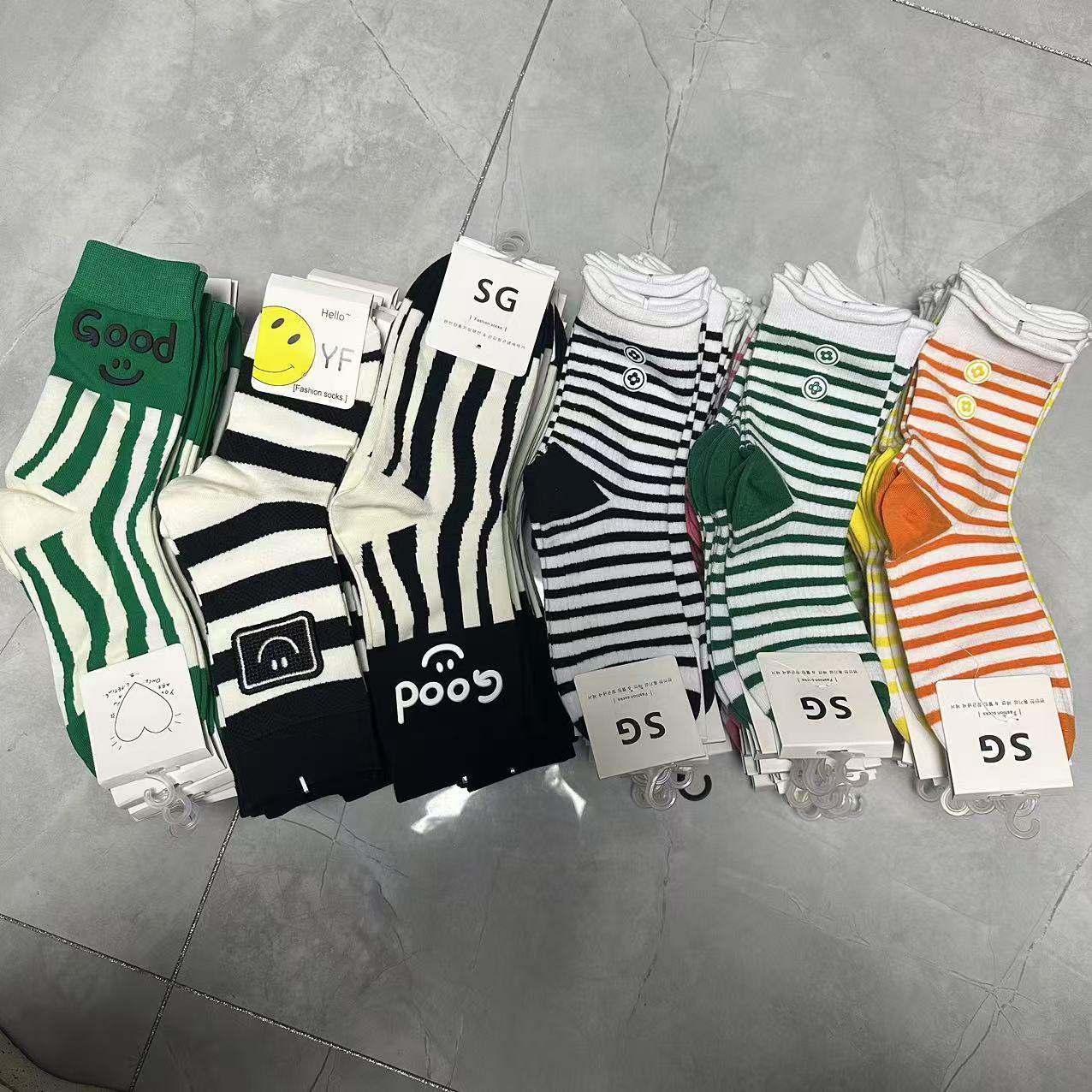 1114#  袜子（男士）（颜色款式随机）