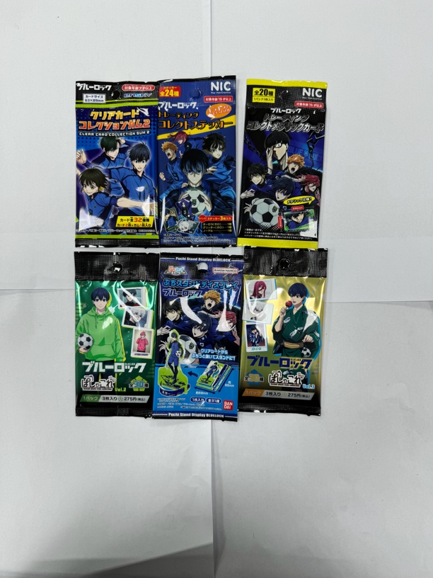 【蓝锁】透卡2 /金属卡1 /pvc立牌/贴纸1/拍立得2.3