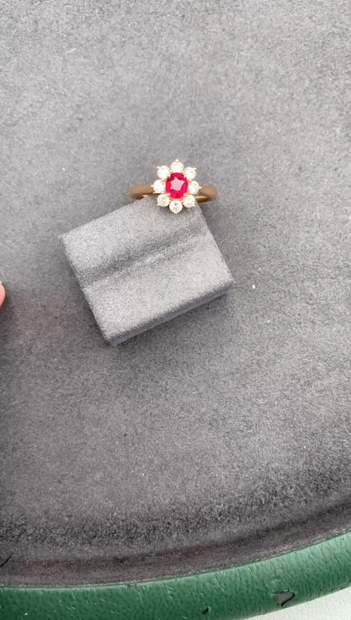 【闪购商品】红宝石戒指18K金镶嵌73分无烧鸽血红红宝石戒指