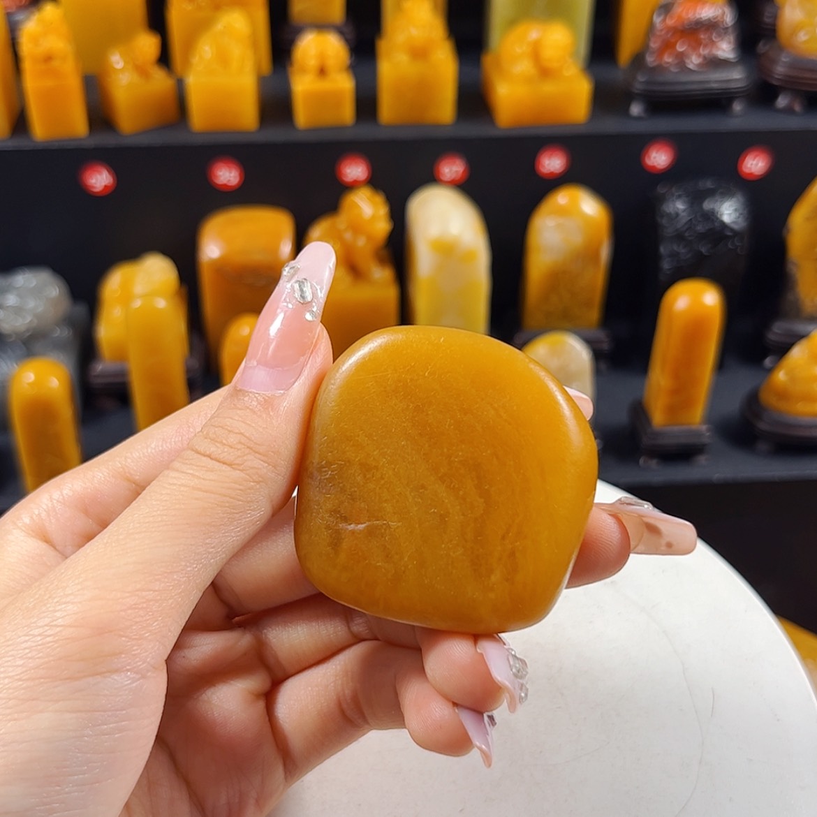 【闪购商品】田黄石宇****）