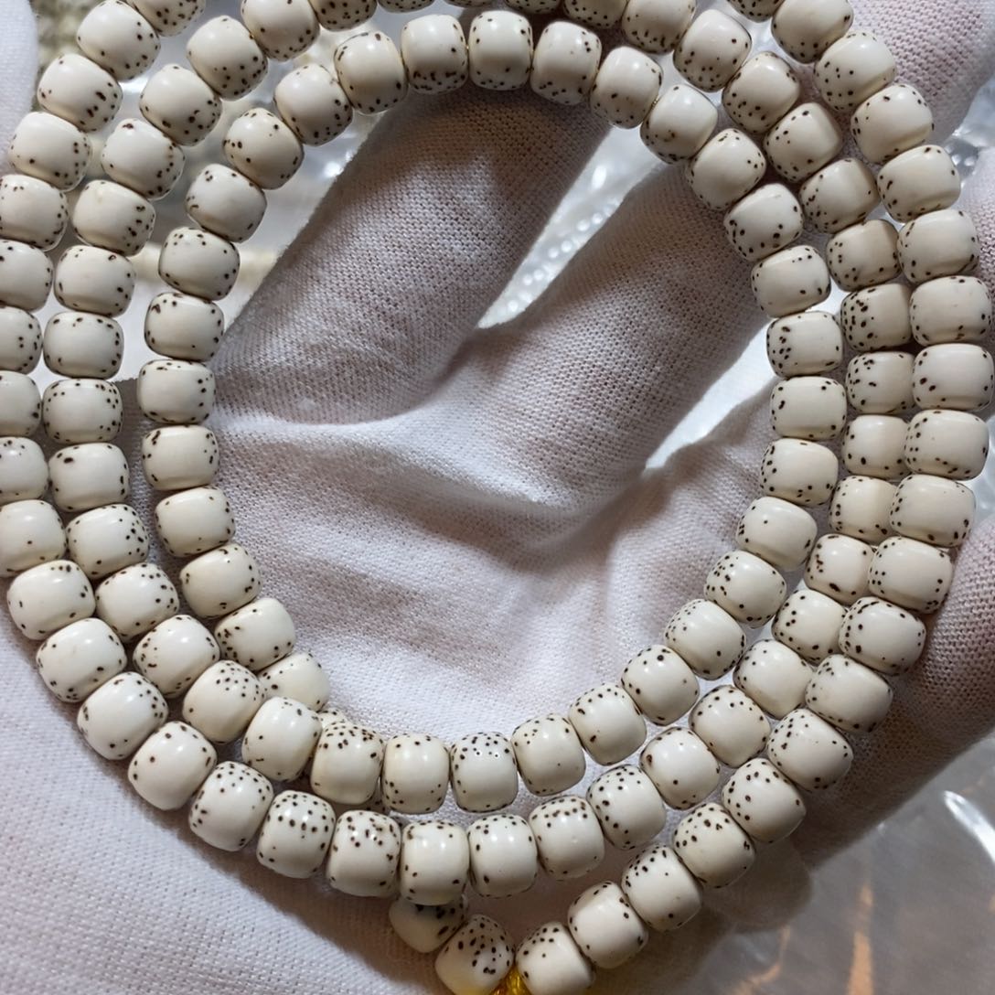 星月菩提手串原白76