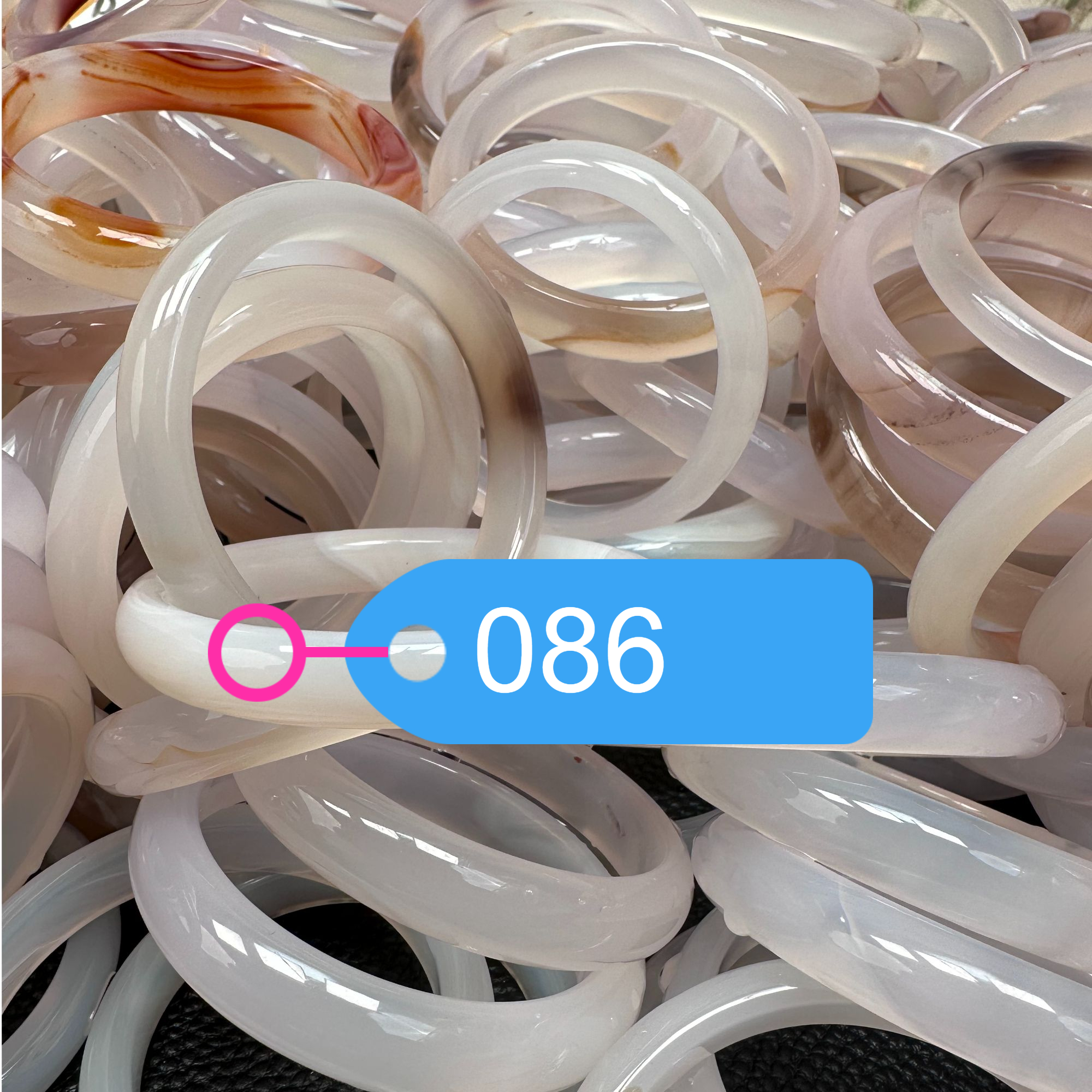 086天然玉石多样性发货直播间选款截图