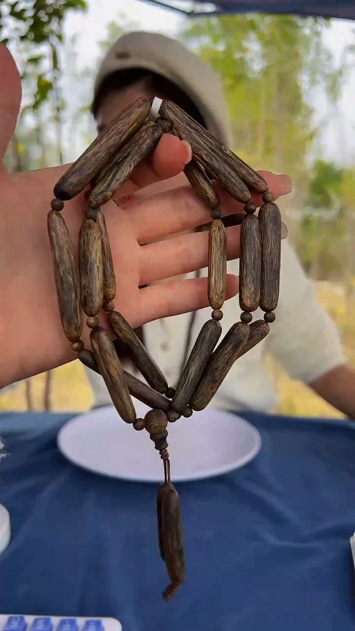 【闪购商品】沉香手串白棋九九沉树心油多圈0.8/24