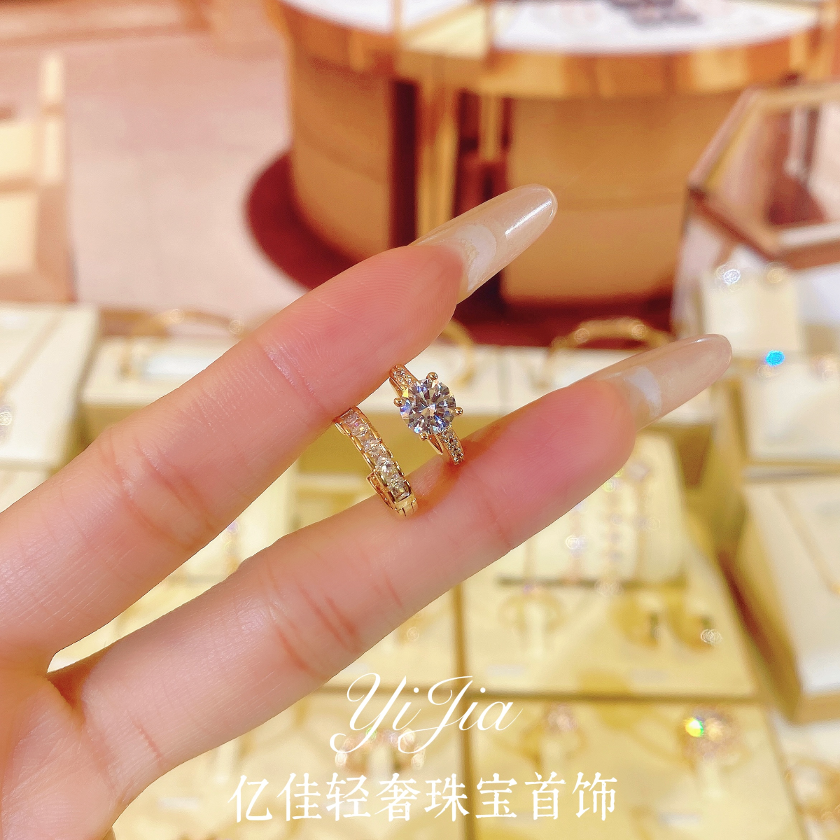 铜合金合成锆石耳饰 春日花花高定系列四爪AB款耳圈FS901香槟色
